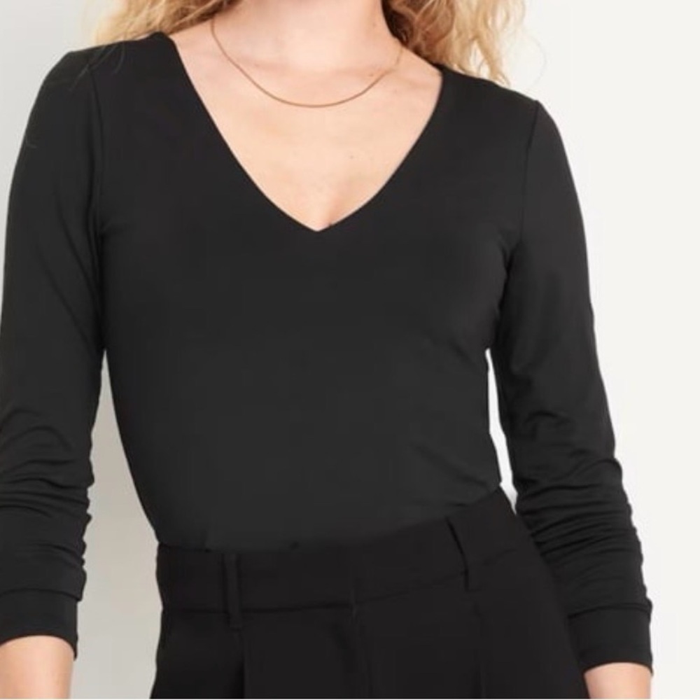 Old Navy Blackjack Modern Double Layer V-Neck Long Sleeve Top